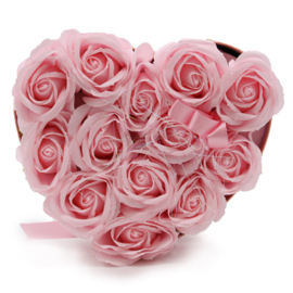 Luxe Zeeprozen Hartvorm Roze – 13 Zeepbloemen Cadeauset
