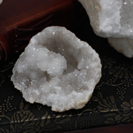 Calciet Geodes Ongeopend - 6 Tot 9cm