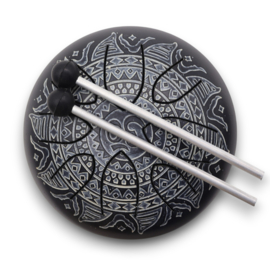 Stalen Tong Geluksdrumss Om Mandala Gegraveerd - 16cm