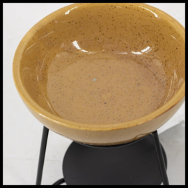 Geurbrander bowl oker