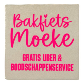 Keramische teksttegel – Bakfiets moeke – Gratis Uber & boodschappendienst