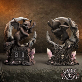 Figurine - Malpuss Perpetual Calendar 16.2cm (NN)*
