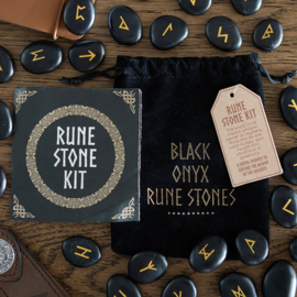 Rune Stenen - Black Onyx (Set 25)