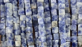 Natuursteen kralen cubes 4x4mm  Blue spot jaspis