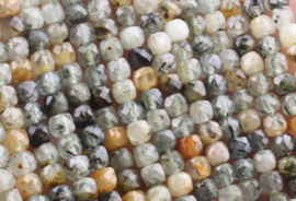 Natuursteen kralen 4mm Facet geslepen cubes Prehiet