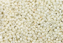 Rocailles 2mm cream