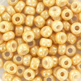 Miyuki 6-593 ceylon light caramel