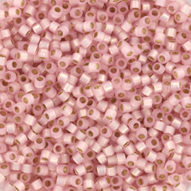 Miyuki delica 11/0 DB-624 Silverlined dyed alabaster light rose