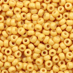 Miyuki 8-4452 Duracoat opaque Banana yellow
