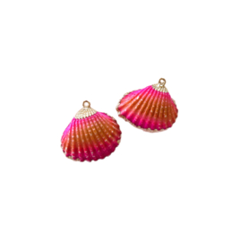 Schelp hanger kokkel roze - goud   2 stuks