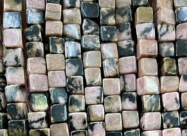 Natuursteen kralen cubes Rhodochrosiet 4x4mm