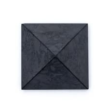 Shungiet piramide +/-5.5 x 5,5 cm