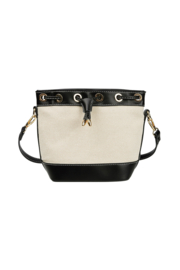 Tas Nelly