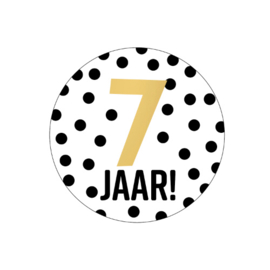 Sticker: 7 jaar (zwart stippen)