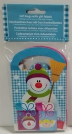 Cadeau tasjes met label per twee (sneeuwpop en engel)
