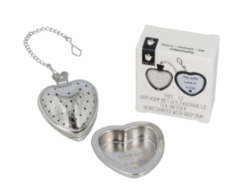 Thee-ei in hartvorm met uitlekschaaltje