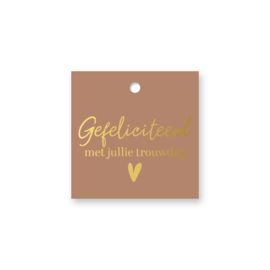 Cadeaulabel:  Gefeliciteerd met jullie trouwdag (mokka/goud)