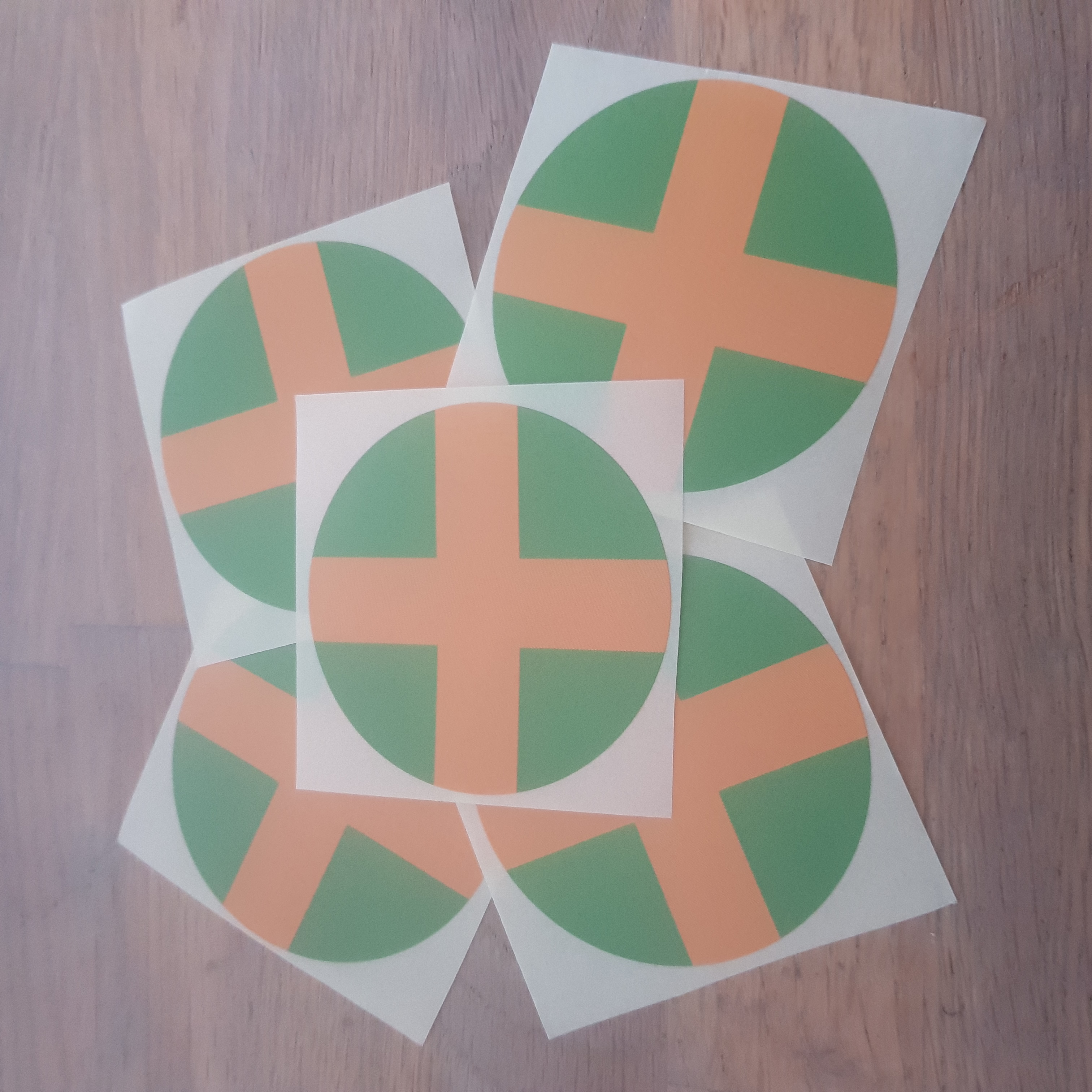 Sticker: Groen met oranje kruis (Vierdaagse Nijmegen)