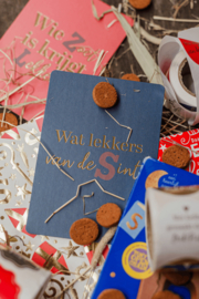 Ansichtkaart  : Wat lekkers van de Sint! (blauw)