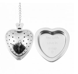 Thee-ei in hartvorm met uitlekschaaltje