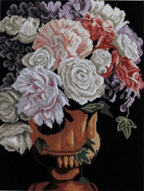 Borduurpakket - Classical Vase with Roses - Home and Garden - Lanarte