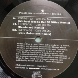 Energy 52 – Café Del Mar (Feat. Michael Woods & Deadmau5 Remixes)