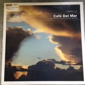 Energy 52 – Café Del Mar (Feat. Michael Woods & Deadmau5 Remixes)