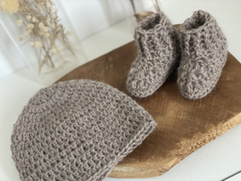 Alpaca muts met slofjes