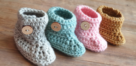 baby boots met leren naamlabel