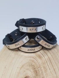 brede leren armband met tekst