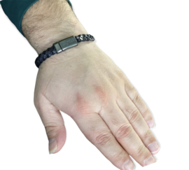 Gevlochten leren armband met naam