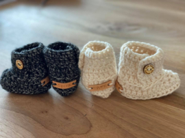 baby boots met leren naamlabel
