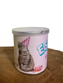Traktatie pringles feestende kat