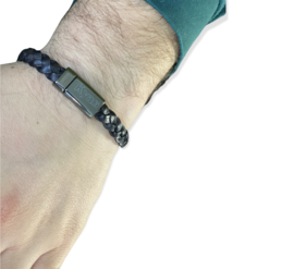 Gevlochten leren armband met naam