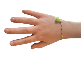 Armbandje gekleurde bol