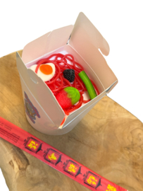 Snoep noodles met persoonlijke sticker