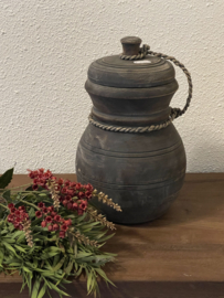 Houten grijze pot rond met deksel