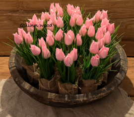 Kunst tulpjes in jute zakje