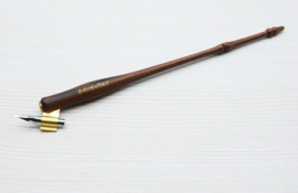 Old Style Oblique Penholder Rosewood - Handwritmic, met  GRATIS Nikko G Nib # 9138B