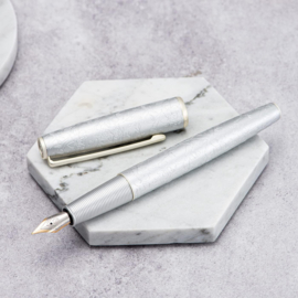 Hongdian A3 Pink M-Silver Aluminum Fountain Pen, Iridium Long Blade  Fine Nib  + Tin Box