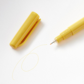 Muji Pen met Fijne Punt 0,5 mm – Watergedragen Ink Mosterdgeel