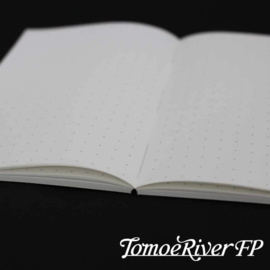 Tomoe River Paper Note Book A7 / 52g/m², 80 Vel - 160 Pagina’s - Dot Grid  / Sub Dot Grid