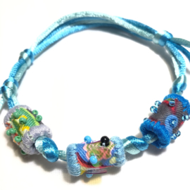 BOHO armband met unieke handgemaakte kralen - blauw