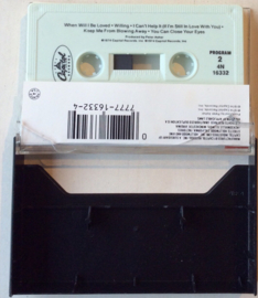 Linda Ronstadt – Heart Like A Wheel - Capitol Records 4N-16332