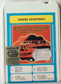 Singing Saxophones – Singing Saxophones - Capriola  8 CP 526