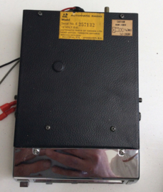 Auto Radio met 8-track Speler - Automatic Radio SRA 5000