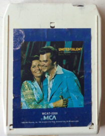 Conway Twitty & Loretta Lynn – United Talent - MCA Records  MCAT 2209