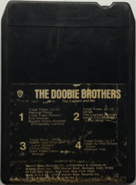 Doobie Brothers - The Captain and me - WB M8 2694