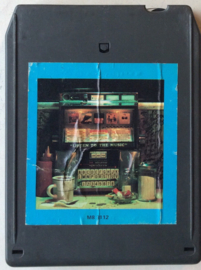 The Doobie Brothers – Best Of The Doobies - Warner Bros. Records M8 3112