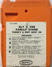 Sly & The Familiy Stone - There's A Riot Going On -  EPIC EA 30986